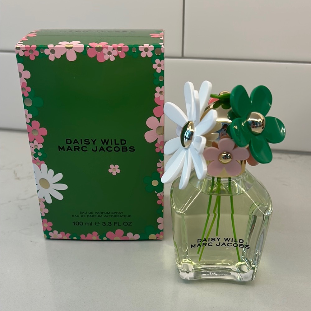 Marc Jacobs Wild with Floral Accents